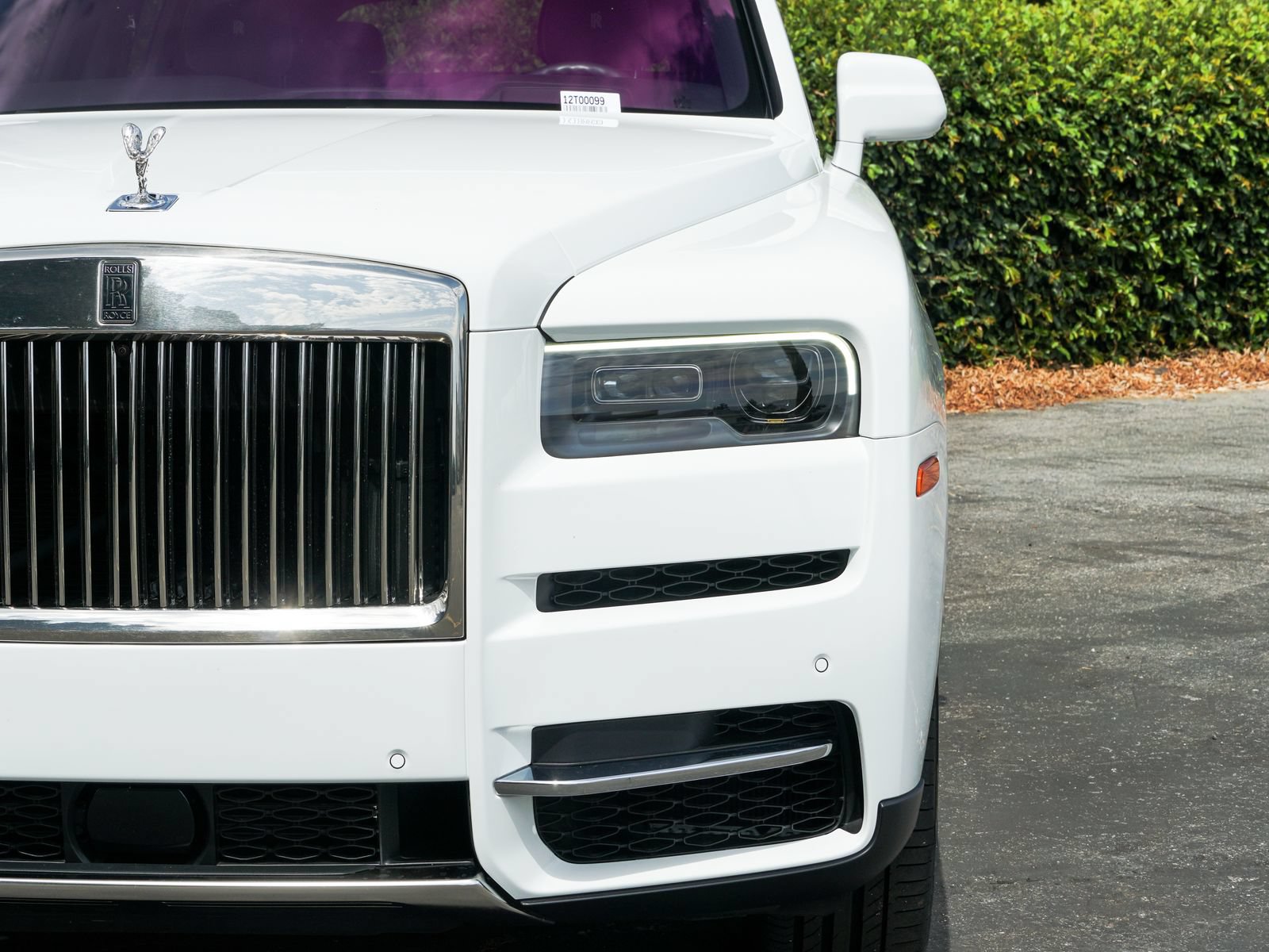 Certified 2024 Rolls-Royce Cullinan AWD/4WD image 33