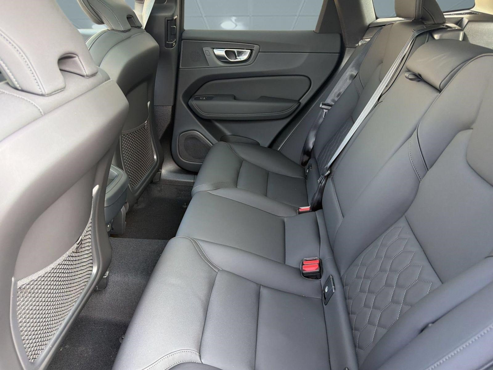 New 2026 Volvo XC60 B5 Plus w/ Climate Package AWD/4WD image 23