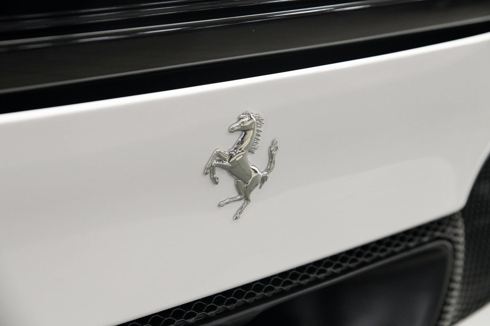 Used 2026 Ferrari 296 GTS RWD image 38