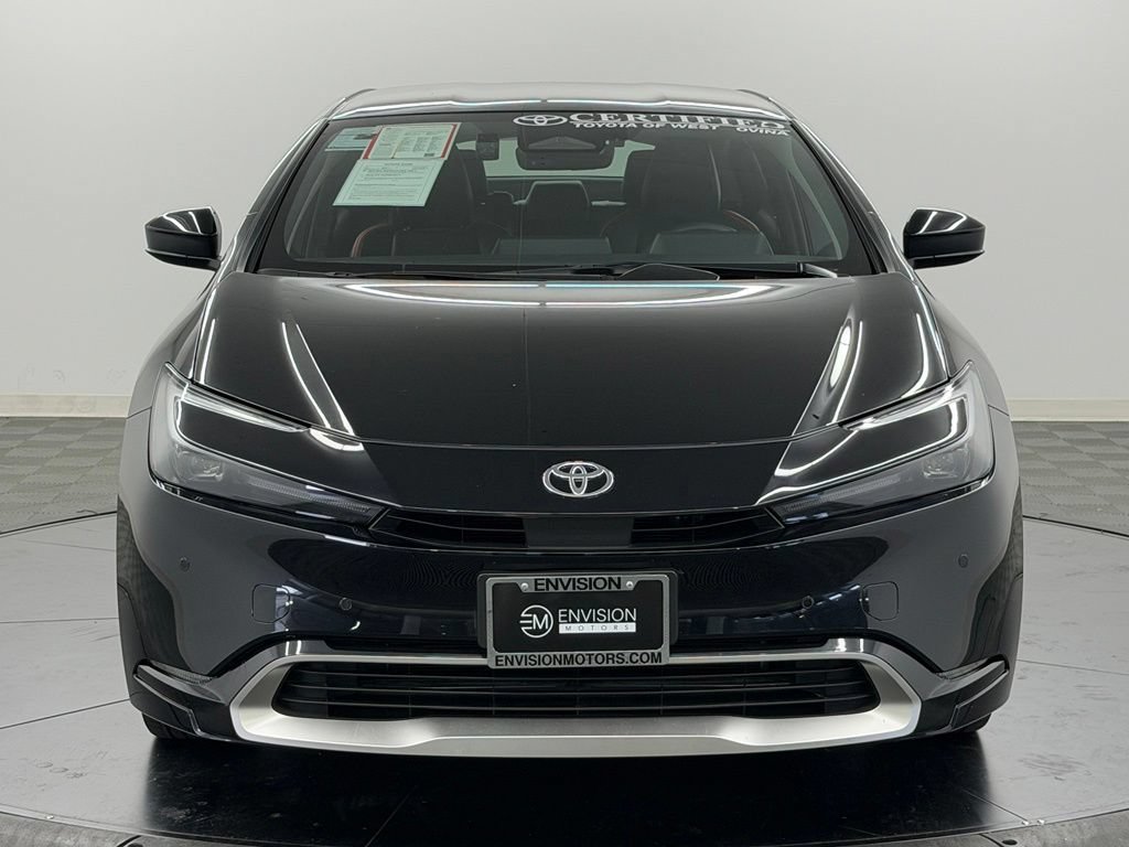Used 2025 Toyota Prius Plug-In Hybrid FWD image 6