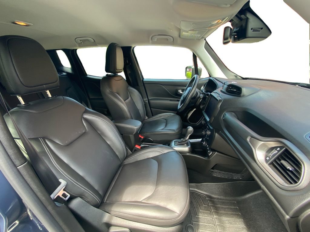 Used 2021 Jeep Renegade Limited image 16
