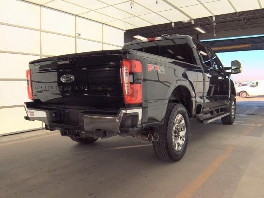Used 2024 Ford F250 Lariat w/ Chrome Package image 5