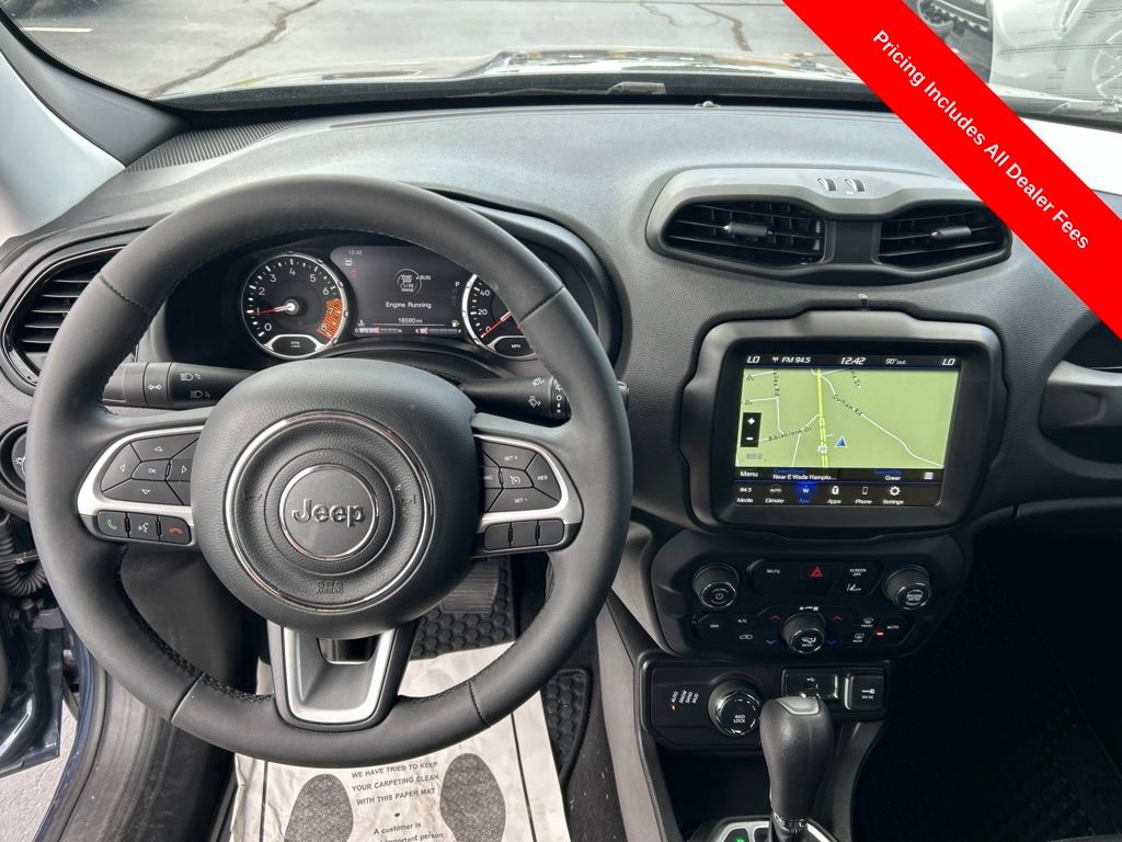 Used 2023 Jeep Renegade Altitude AWD/4WD image 5