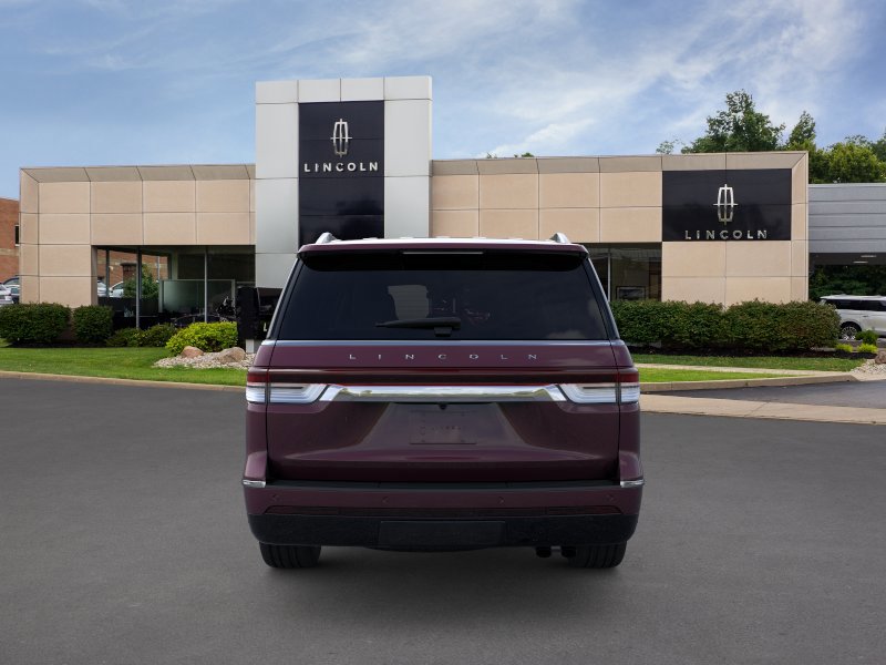 New 2024 Lincoln Navigator L Reserve AWD/4WD image 6
