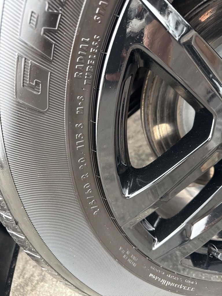 Used 2023 Chevrolet Silverado 1500 Custom image 32