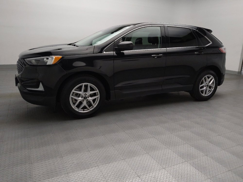 Used 2023 Ford Edge SEL image 2