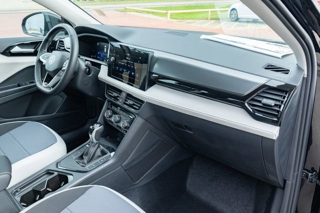 New 2026 Volkswagen Taos S image 38