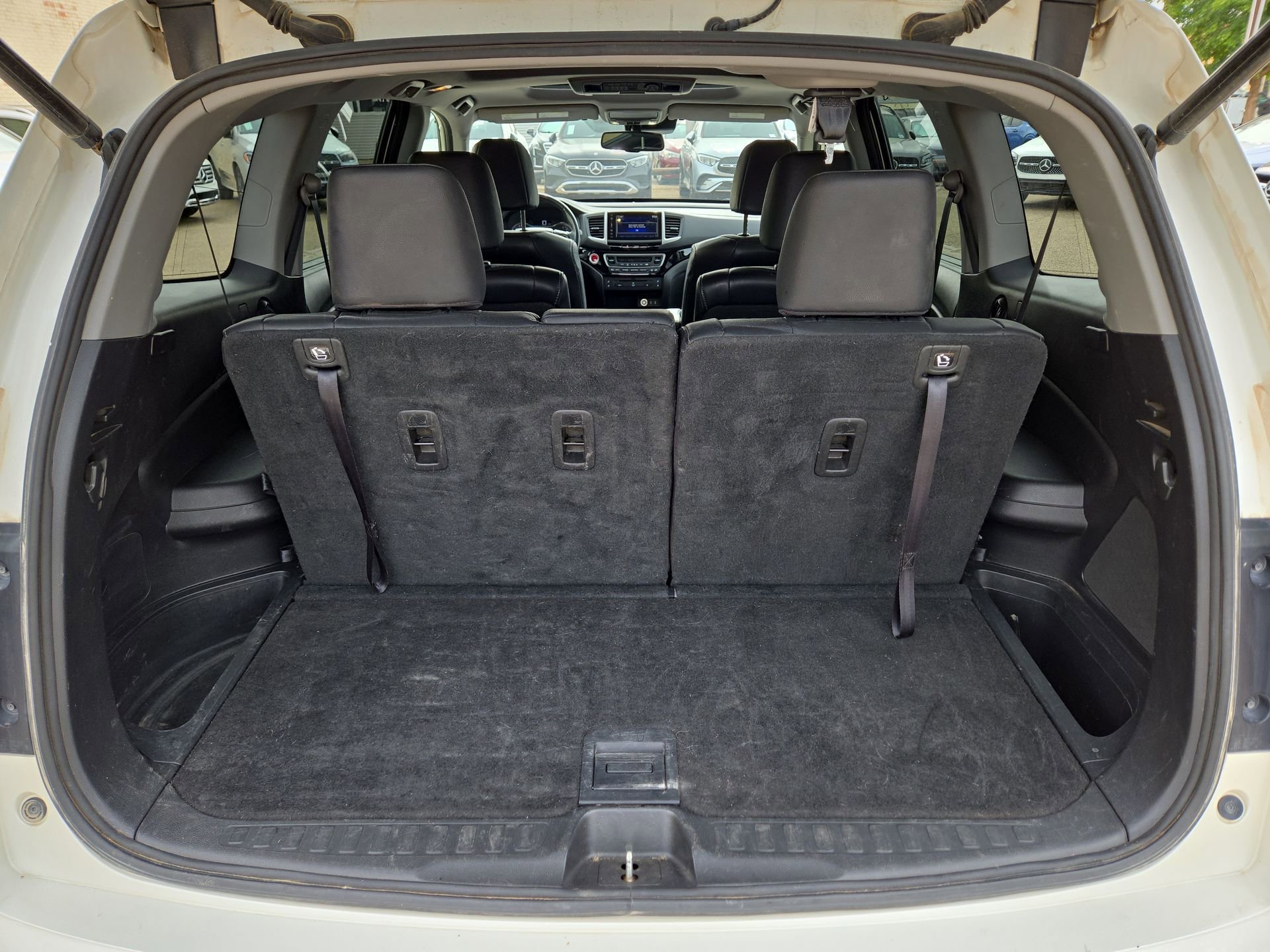 Used 2017 Honda Pilot Elite image 12