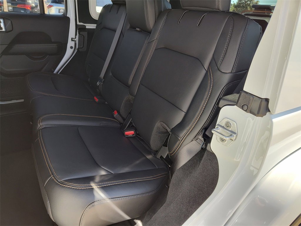 Used 2024 Jeep Wrangler Sahara w/ Technology Group image 34