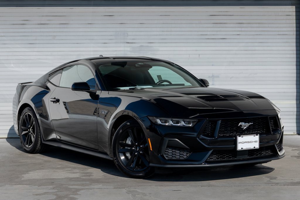 Used 2024 Ford Mustang GT image 3