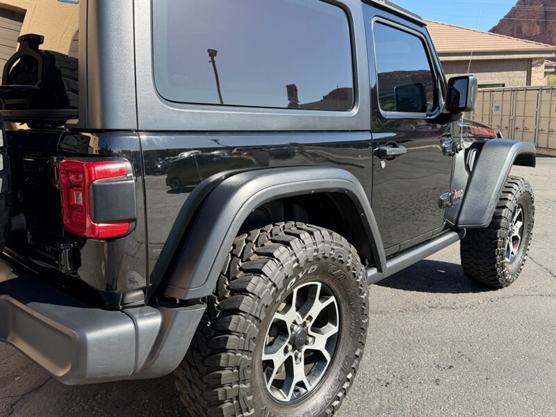 Used 2020 Jeep Wrangler Rubicon w/ Uconnect 4C Nav & Sound Group AWD/4WD image 24