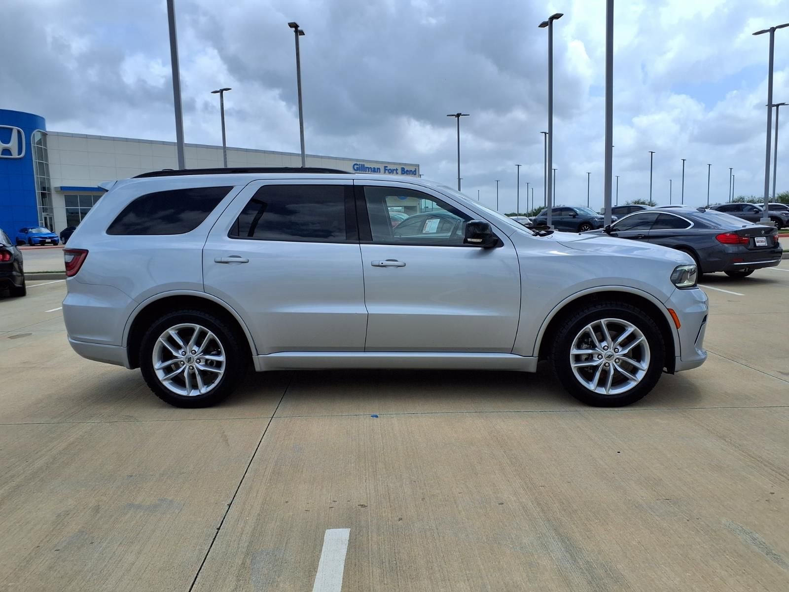Used 2024 Dodge Durango GT RWD image 8