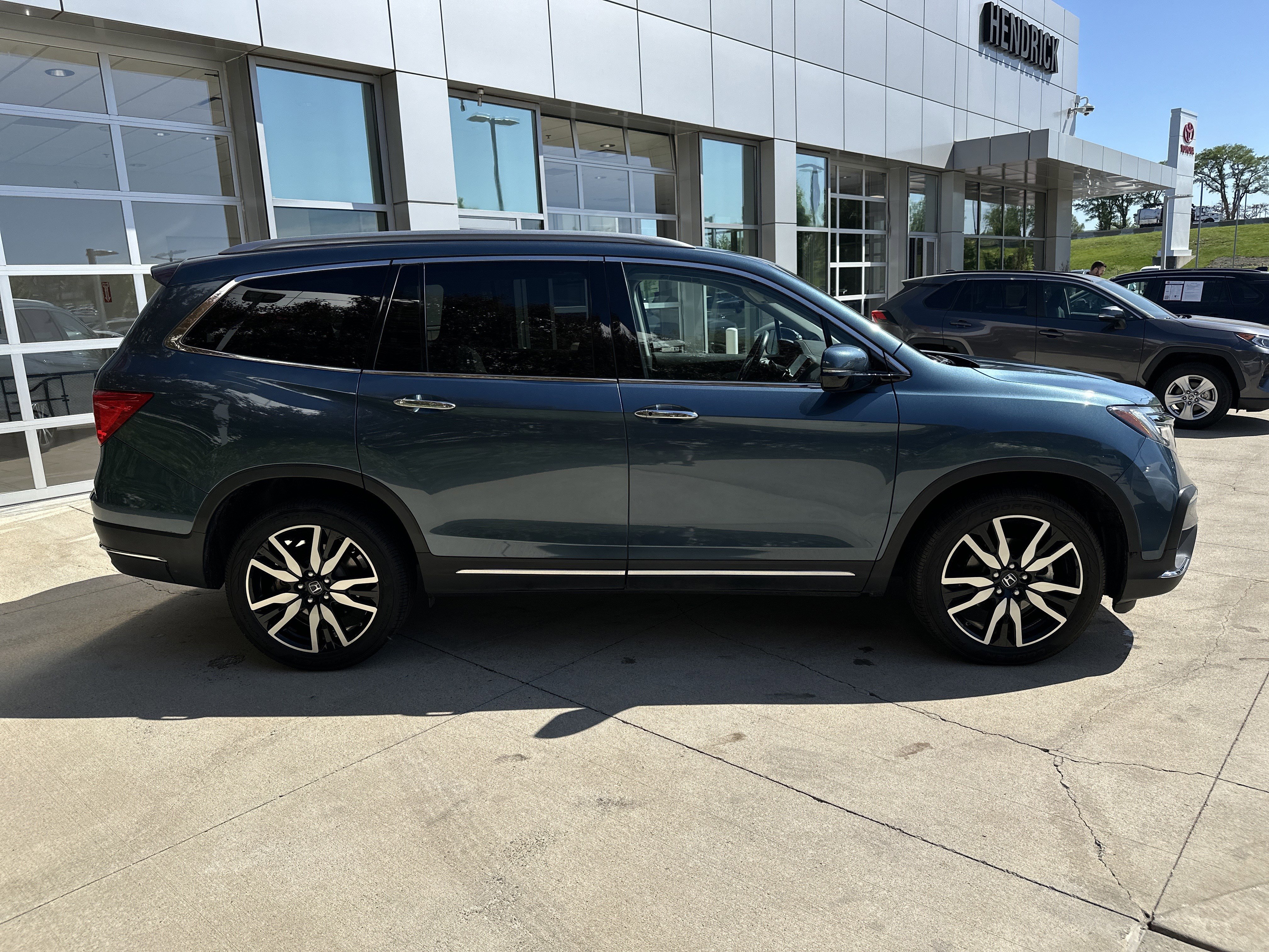Used 2021 Honda Pilot Touring image 10