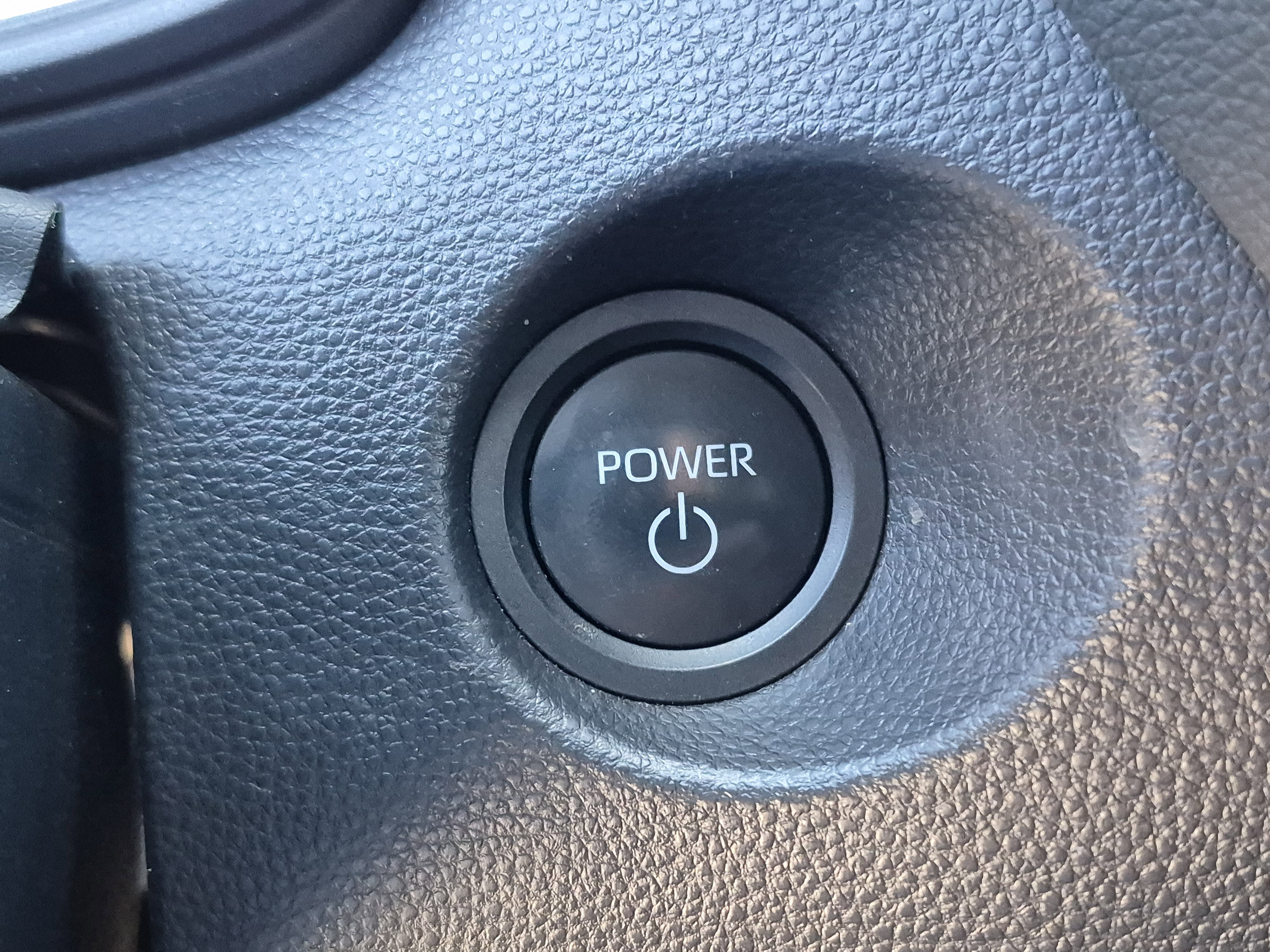 Used 2025 Toyota Corolla Cross AWD Hybrid image 32