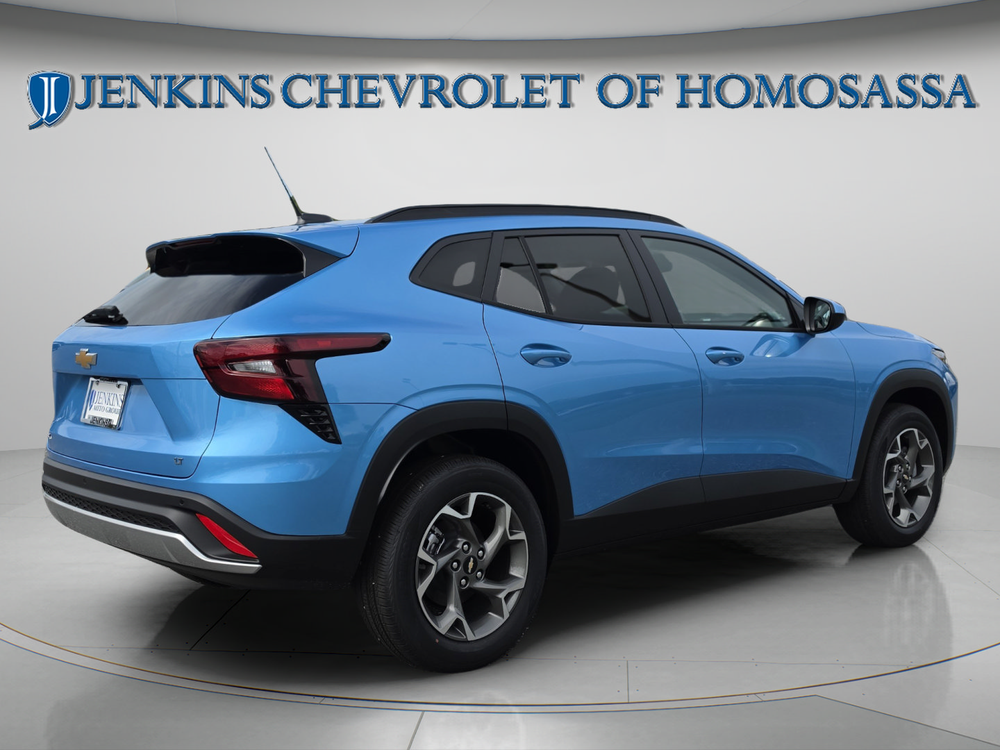 New 2026 Chevrolet Trax LT w/ Sunroof Package FWD image 4