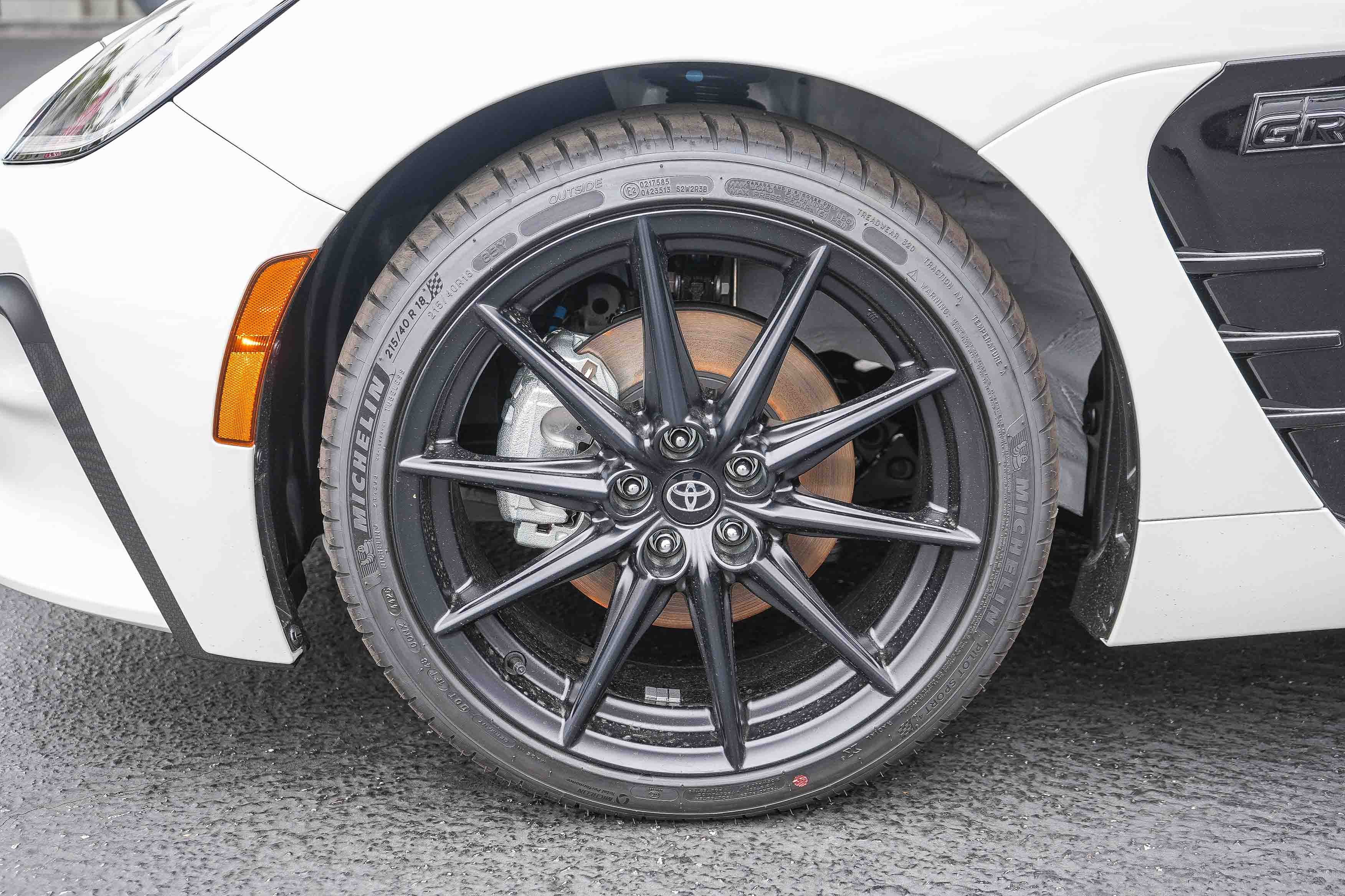 New 2026 Toyota GR86 Premium RWD image 12