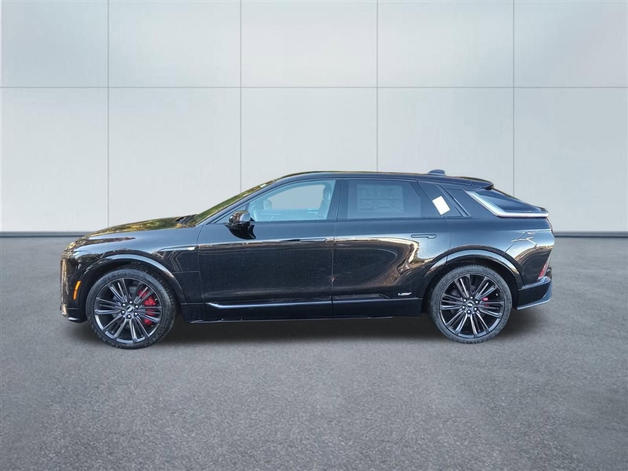 New 2026 Cadillac Lyriq V image 2