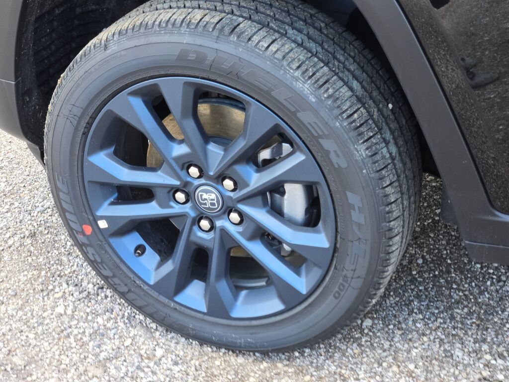 New 2026 Jeep Grand Cherokee L Limited AWD/4WD image 10