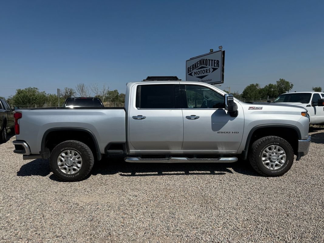 Used 2020 Chevrolet Silverado 2500 LTZ w/ LTZ Plus Package AWD/4WD image 12