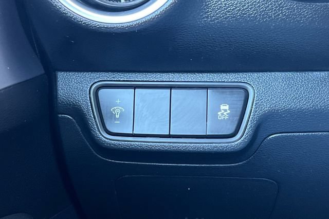 Certified 2024 Kia Forte LXS FWD image 33