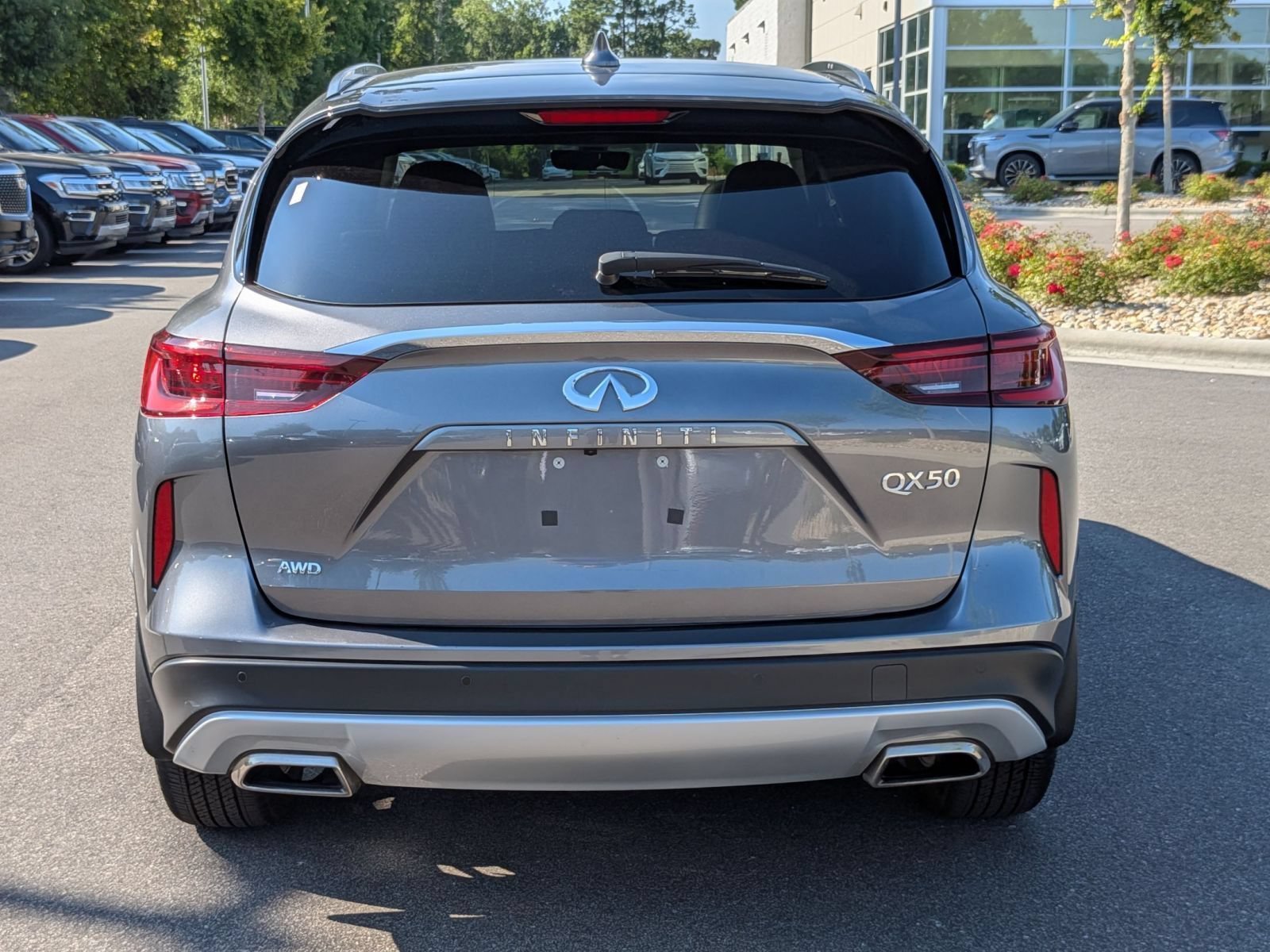 Used 2025 INFINITI QX50 Luxe AWD/4WD image 4