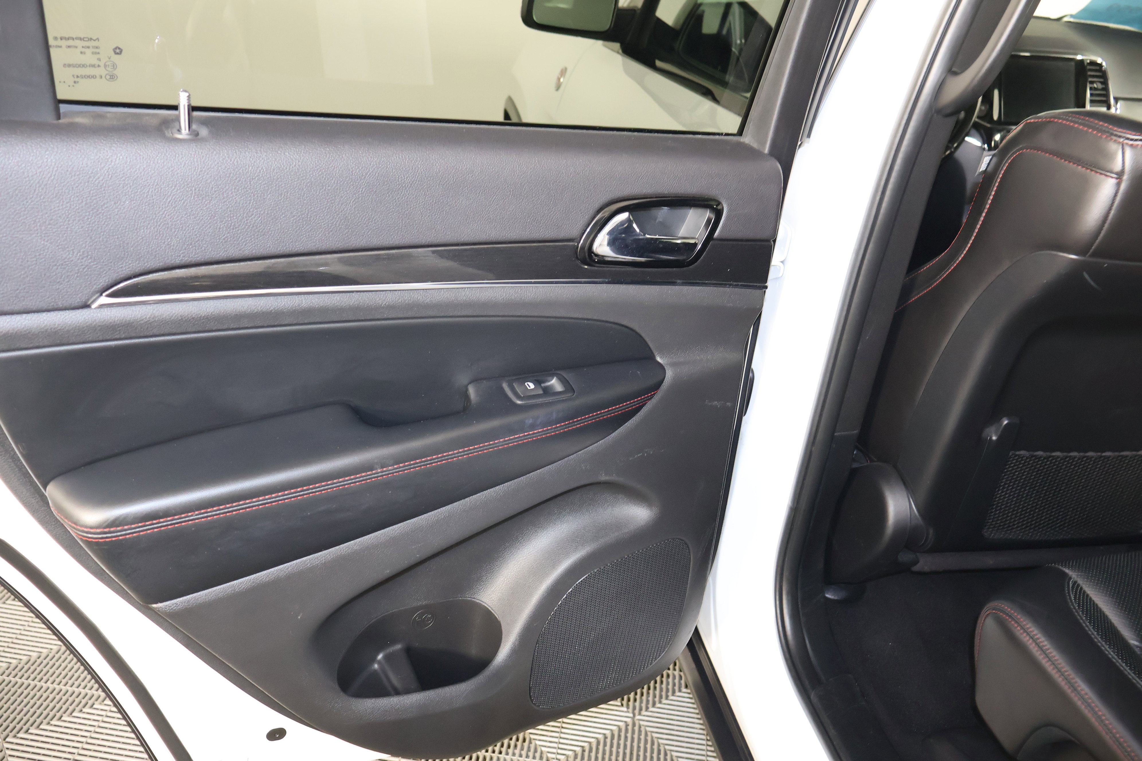 Used 2020 Jeep Grand Cherokee Trailhawk w/ Trailhawk Luxury Group image 47