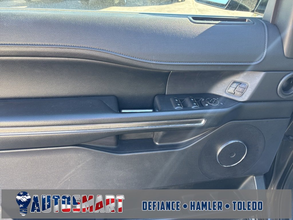 Used 2019 Ford Expedition XLT w/ Equipment Group 202A image 19