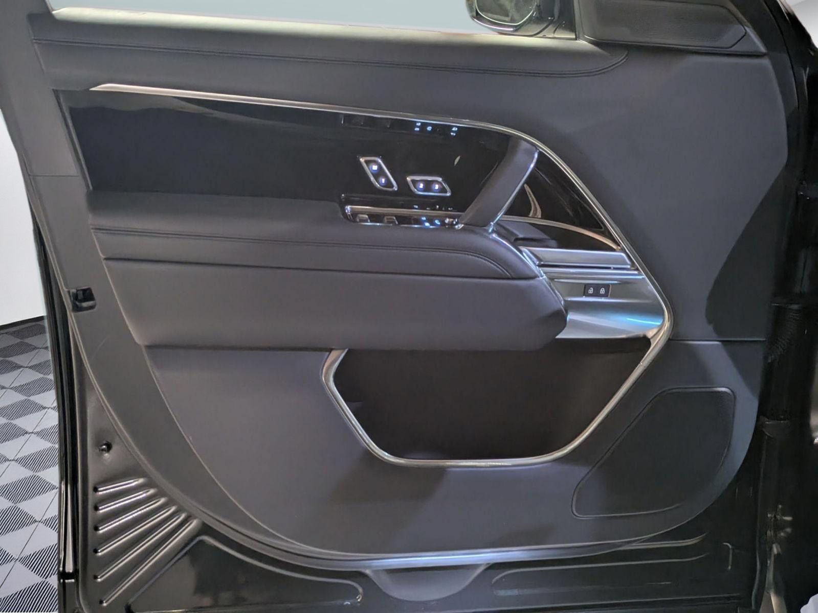 New 2026 Land Rover Range Rover SE AWD/4WD image 10
