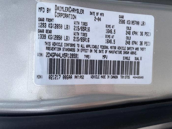 Used 2005 Dodge Grand Caravan SXT w/ Premium Group image 40