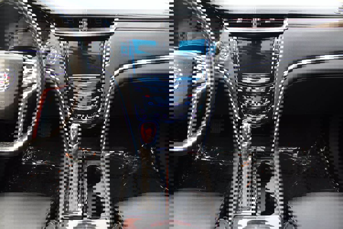 Used 2014 Cadillac XTS Luxury image 15