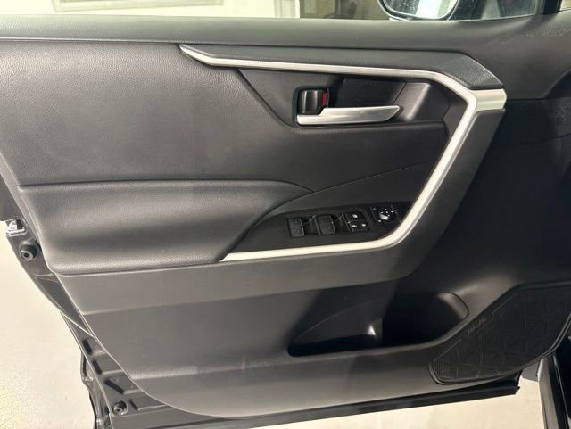 Used 2023 Toyota RAV4 XLE FWD image 20