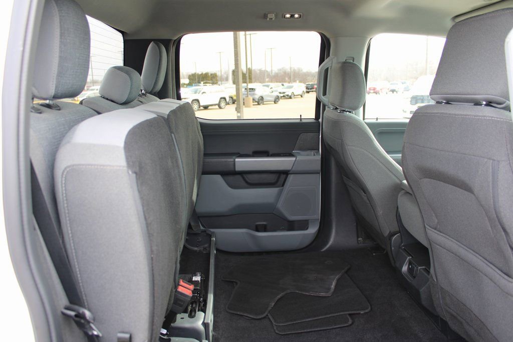 Used 2024 Ford F150 XLT w/ Tow/Haul Package image 8
