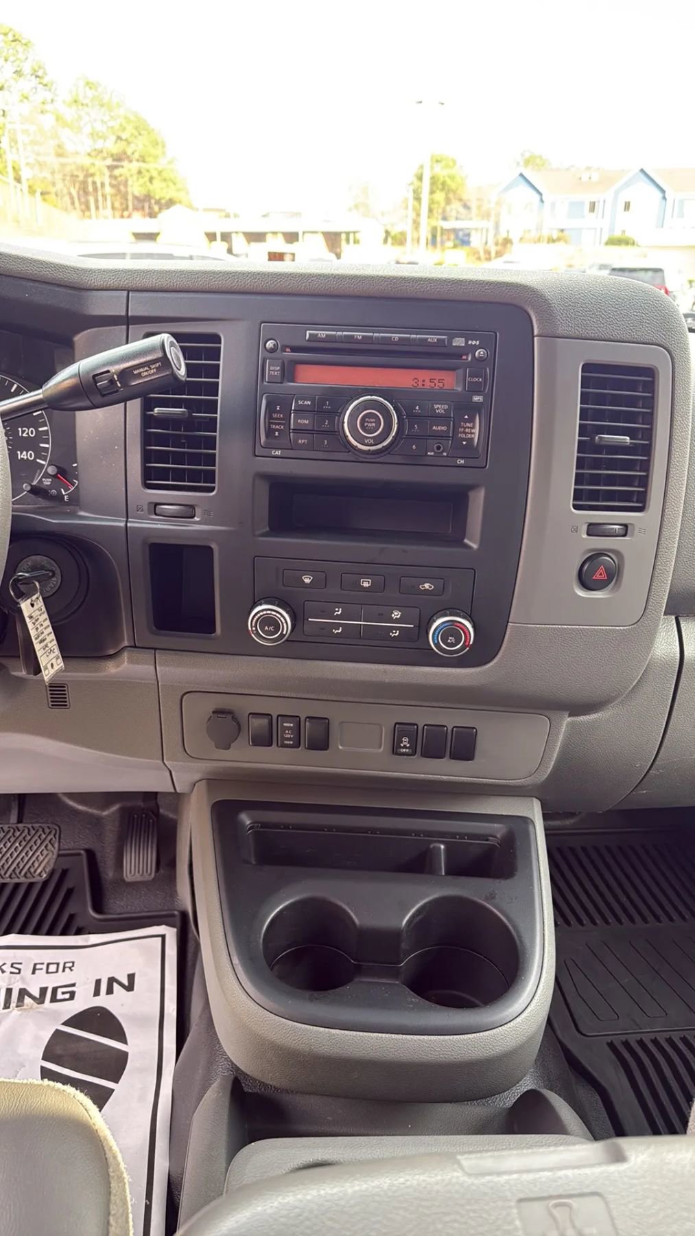 Used 2014 Nissan NV 2500 SV w/ Side & Curtain Airbag Package image 17