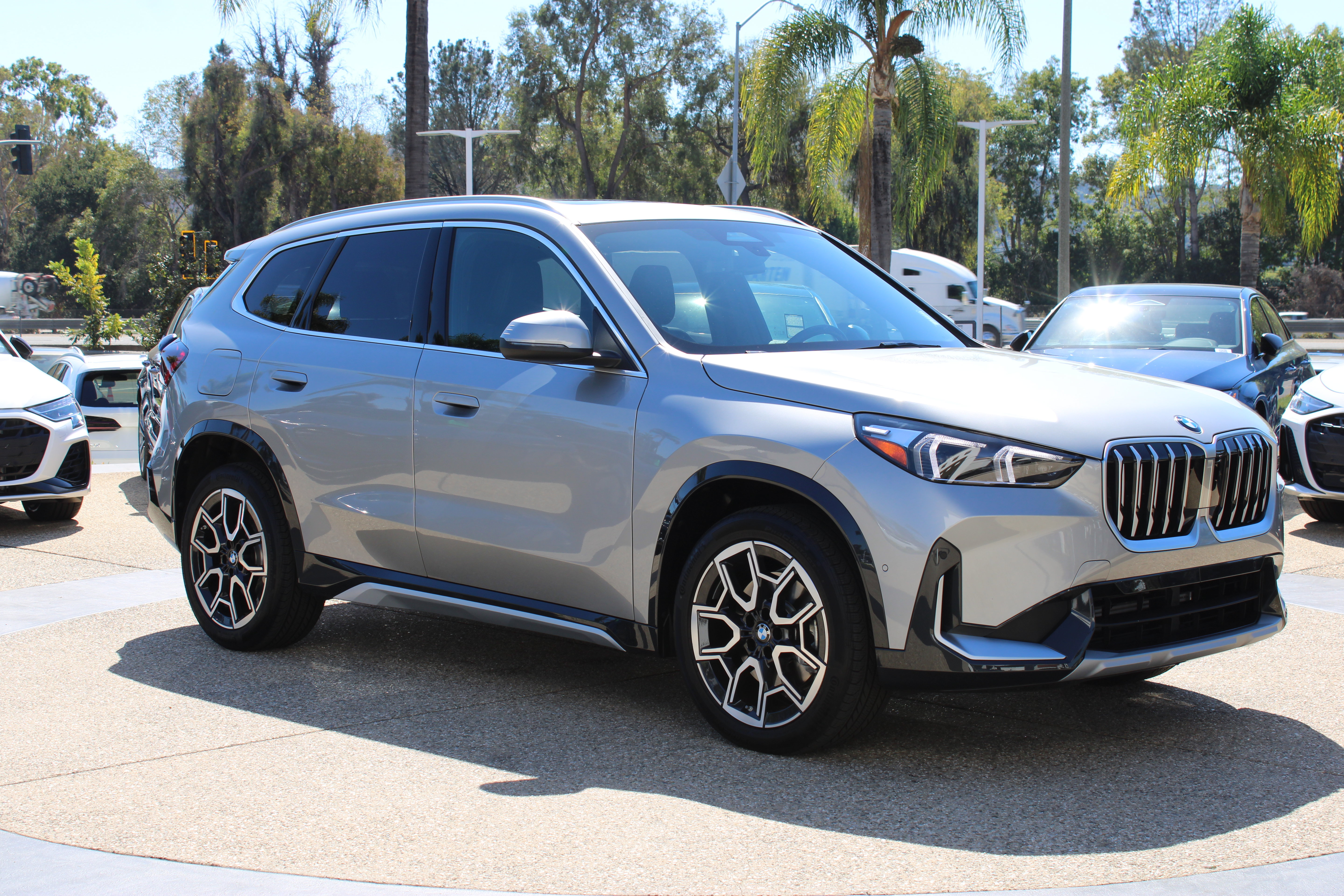 Used 2026 BMW X1 xDrive28i w/ Convenience Package AWD/4WD image 8