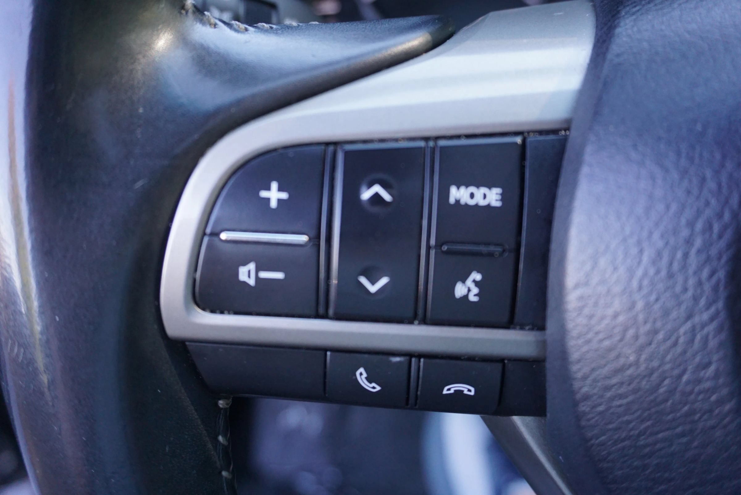 Used 2016 Lexus ES 350 w/ Premium Package w/Wood Trim FWD image 28