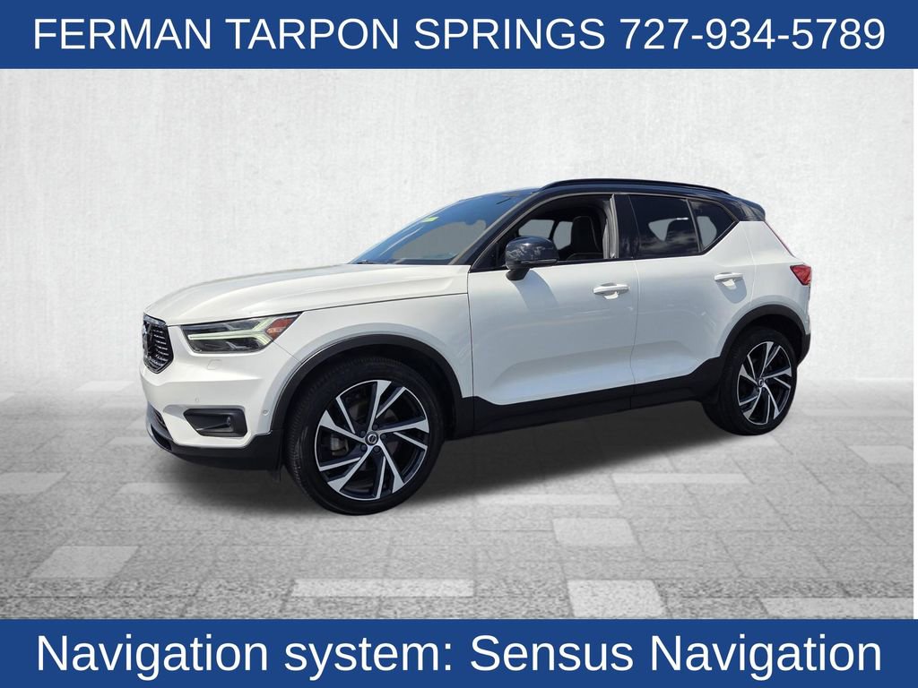Used 2020 Volvo XC40 T4 R-Design w/ Protection Package Premier image 5