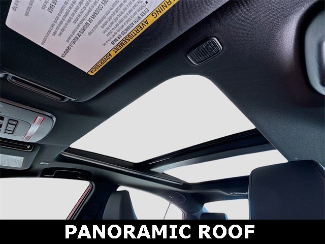 Used 2025 Toyota Camry XSE image 6