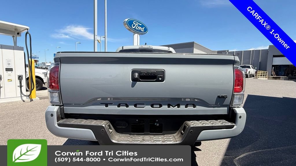 Used 2020 Toyota Tacoma TRD Sport w/ Technology Package AWD/4WD image 7