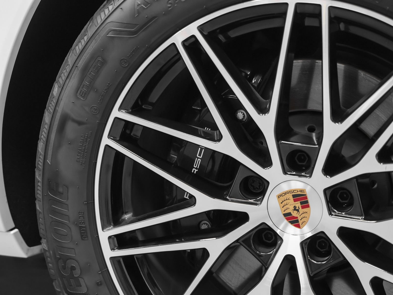 Certified 2026 Porsche Cayenne AWD/4WD image 16