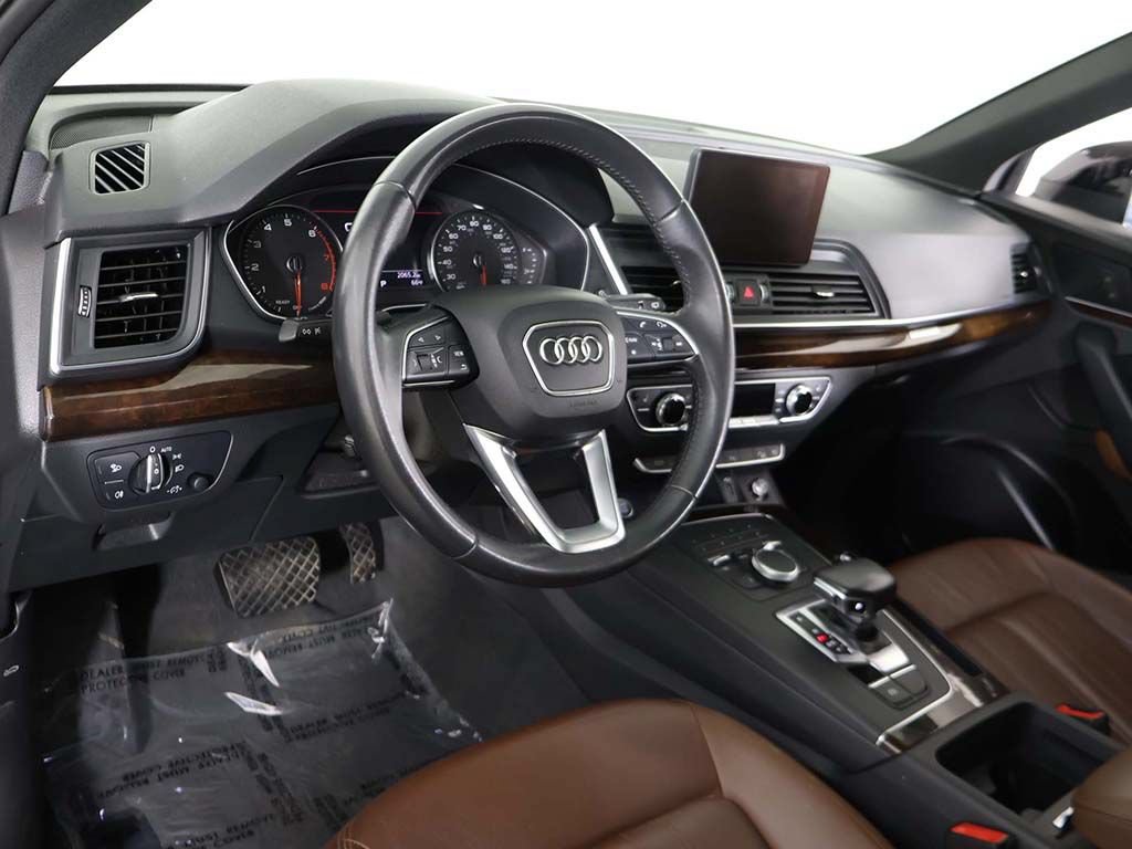 Used 2020 Audi Q5 2.0T Premium AWD/4WD image 27