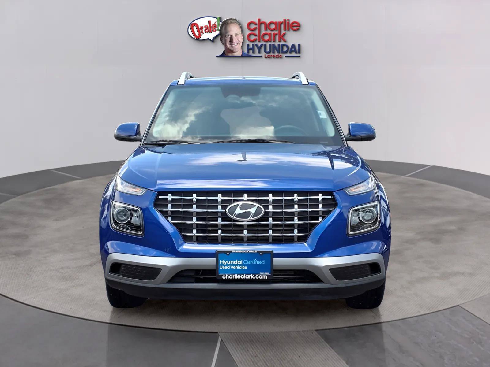 Certified 2024 Hyundai Venue SEL FWD image 8