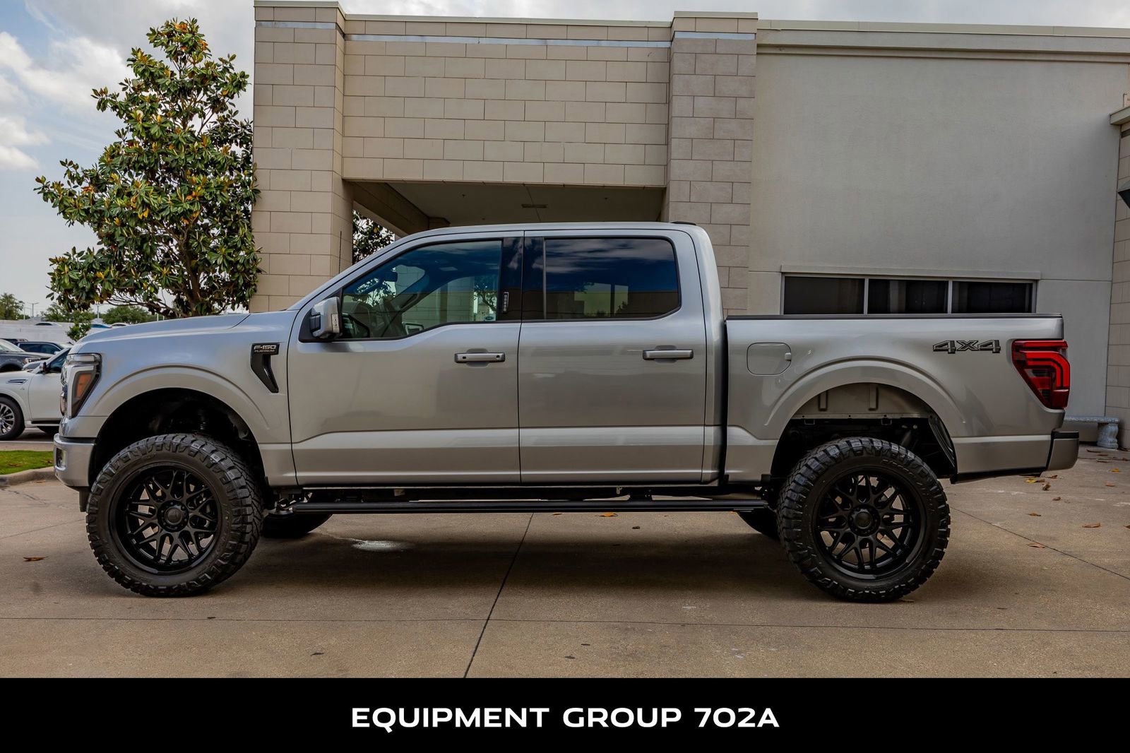 Used 2024 Ford F150 Platinum w/ Equipment Group 702A High AWD/4WD image 6