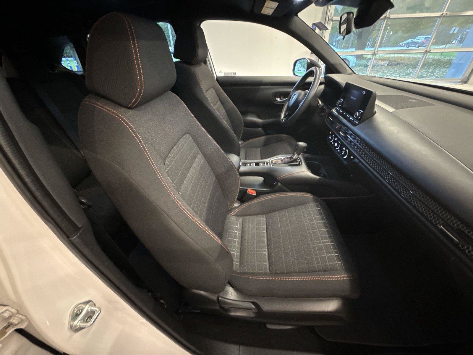 Used 2024 Honda HR-V Sport image 26