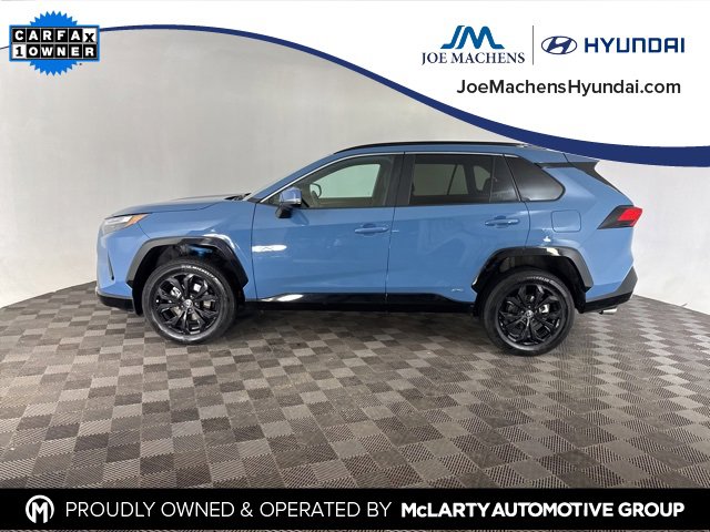 Used 2024 Toyota RAV4 SE video 1