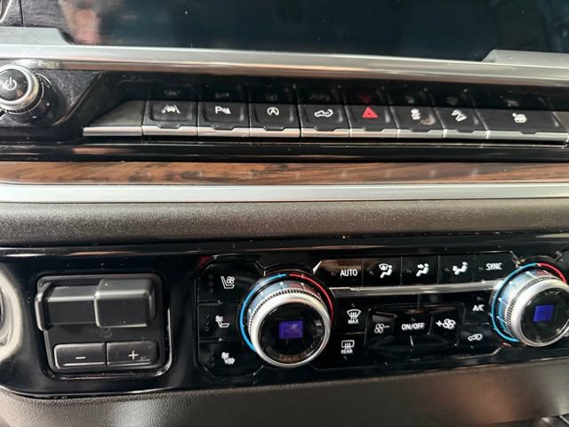 Used 2022 GMC Sierra 1500 SLT w/ SLT Premium Plus Package AWD/4WD image 20