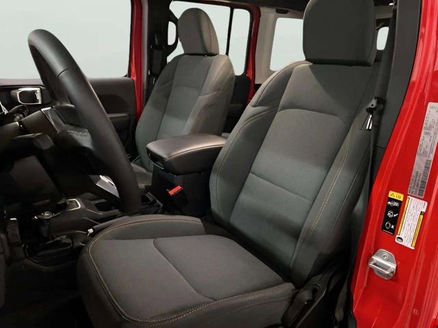 Used 2025 Jeep Wrangler Unlimited Sahara w/ Safety Group image 63