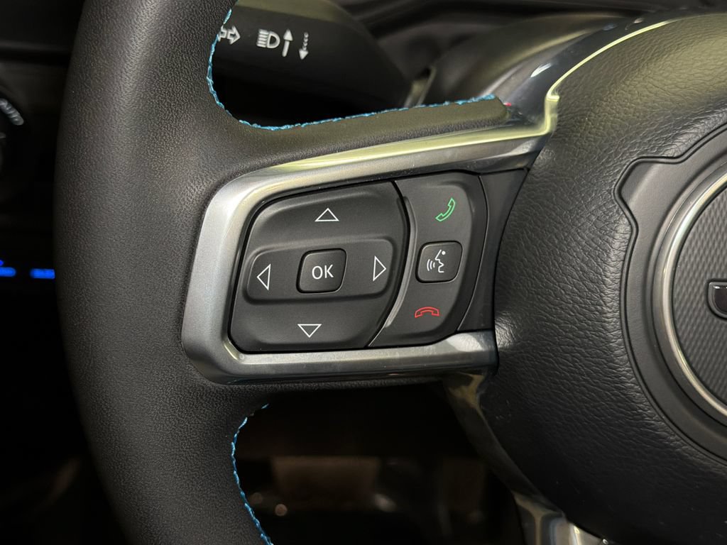 Used 2024 Jeep Wrangler High Altitude AWD/4WD image 24