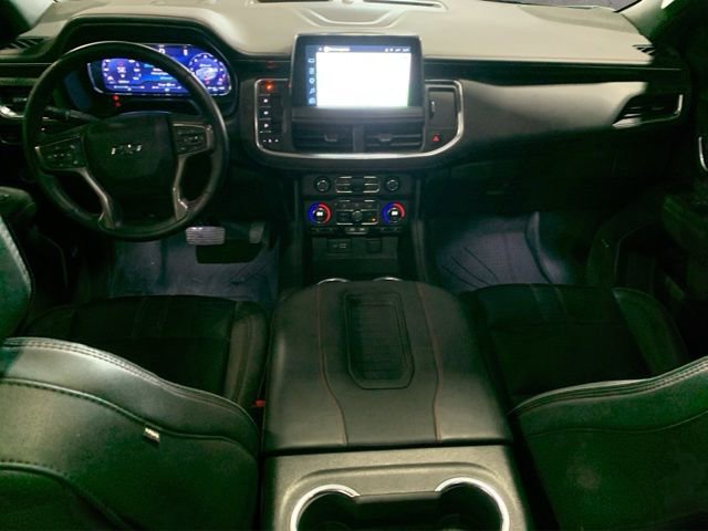 Used 2024 Chevrolet Suburban RST w/ Luxury Package AWD/4WD image 19