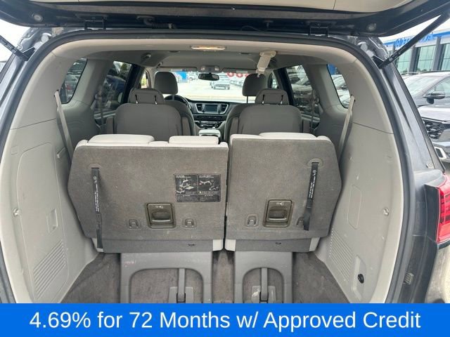 Used 2019 Kia Sedona L FWD image 13