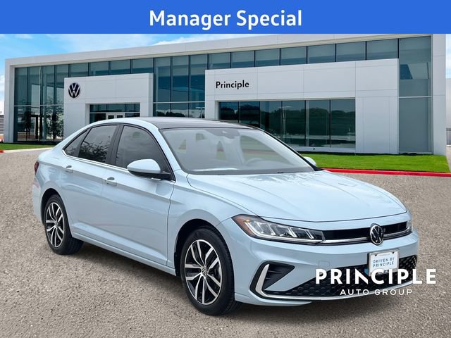 New 2026 Volkswagen Jetta SE FWD image 2